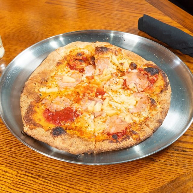 Labrador Pizza.
